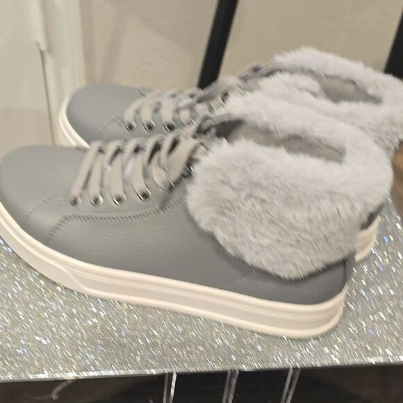 Koolaburra By Ugg Sundell Fuzz Chukka- Wild Dove - Picture 12 of 12